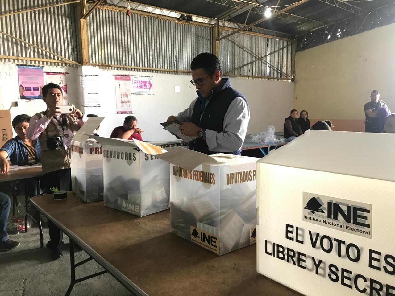 Emite edil de Apizaco voto por la democracia